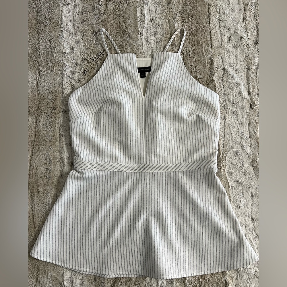 Banana Republic Tank Top EUC Size 2 NWOT